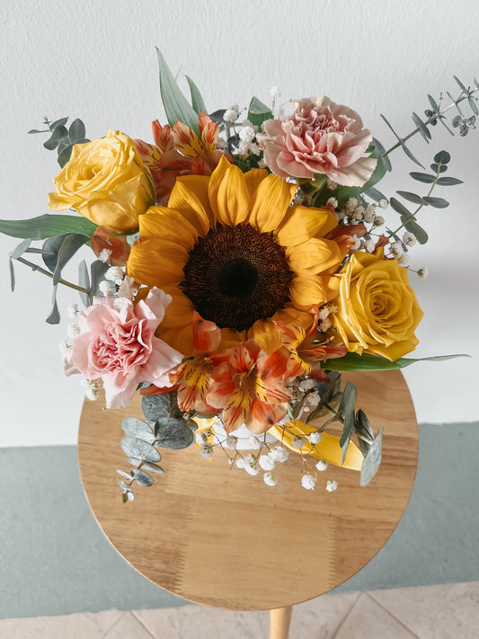 Sunny Bloom Box |Fresh Bouquet