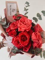 Clerise | 12 Roses Bouquet