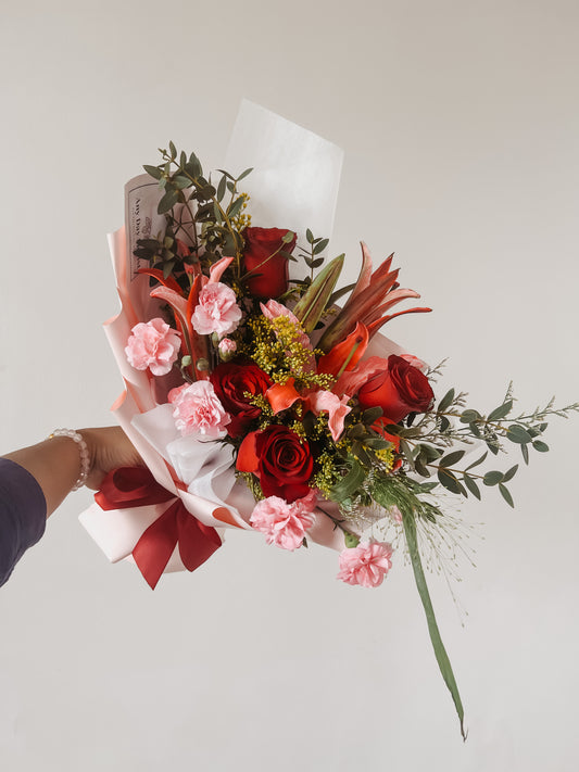 Red Lushes  | Hand Bouquet of the Week