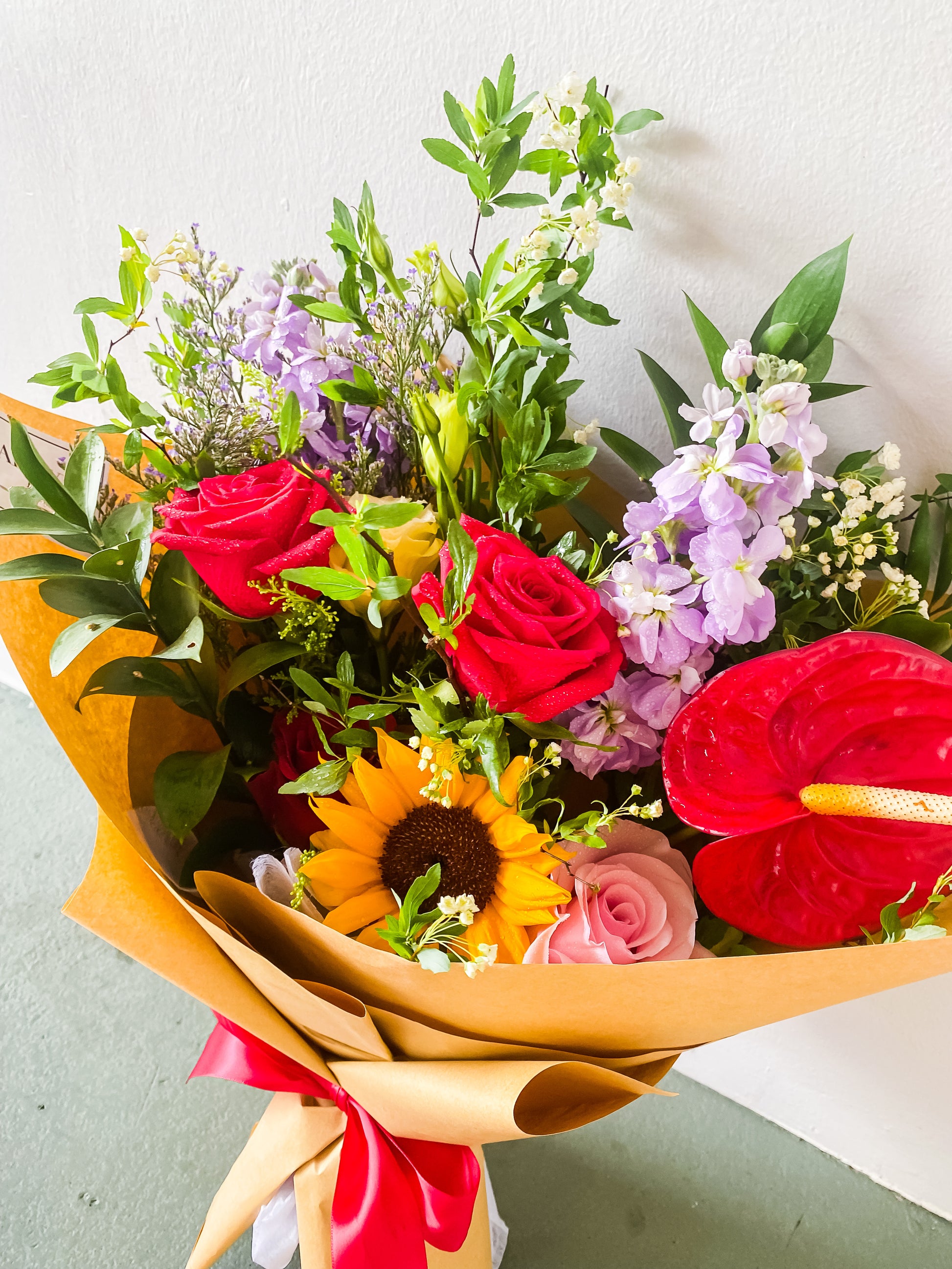 Any Day Florist​​​​​​
​'Premium Omakase Flower Bouquet'
Are you still confused about what to purchase? Are you looking to surprise yourself with something special? Let us arrange fPremium Omakase | Large Premium Bouquet
