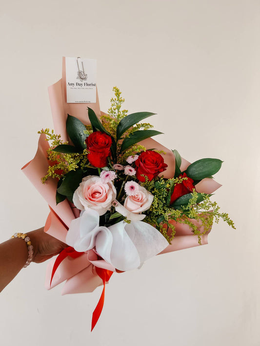 Any Day Florist5 roses typically mean passionate love but with this combination of 3 Red Roses and 2 Pink roses it means "Mutual passionate love".
*Please note that our selection oMy Sweet Ness | Fresh Bouquet