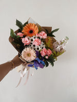 Any Day FloristGiving flowers is the perfect way to show someone how much you care, but it can be costly and difficult to find the perfect bouquet. Lushes of Colour offers a more aLushes of Colour | Hand Bouquet of the Week